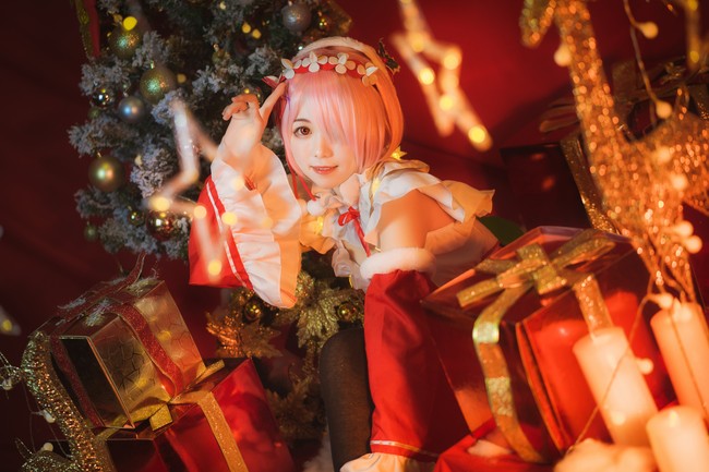 中欧体育app|35岁范佩西演帽子戏法 赛季19场14球5助 这状态还要退役(图3) 中欧体育官网